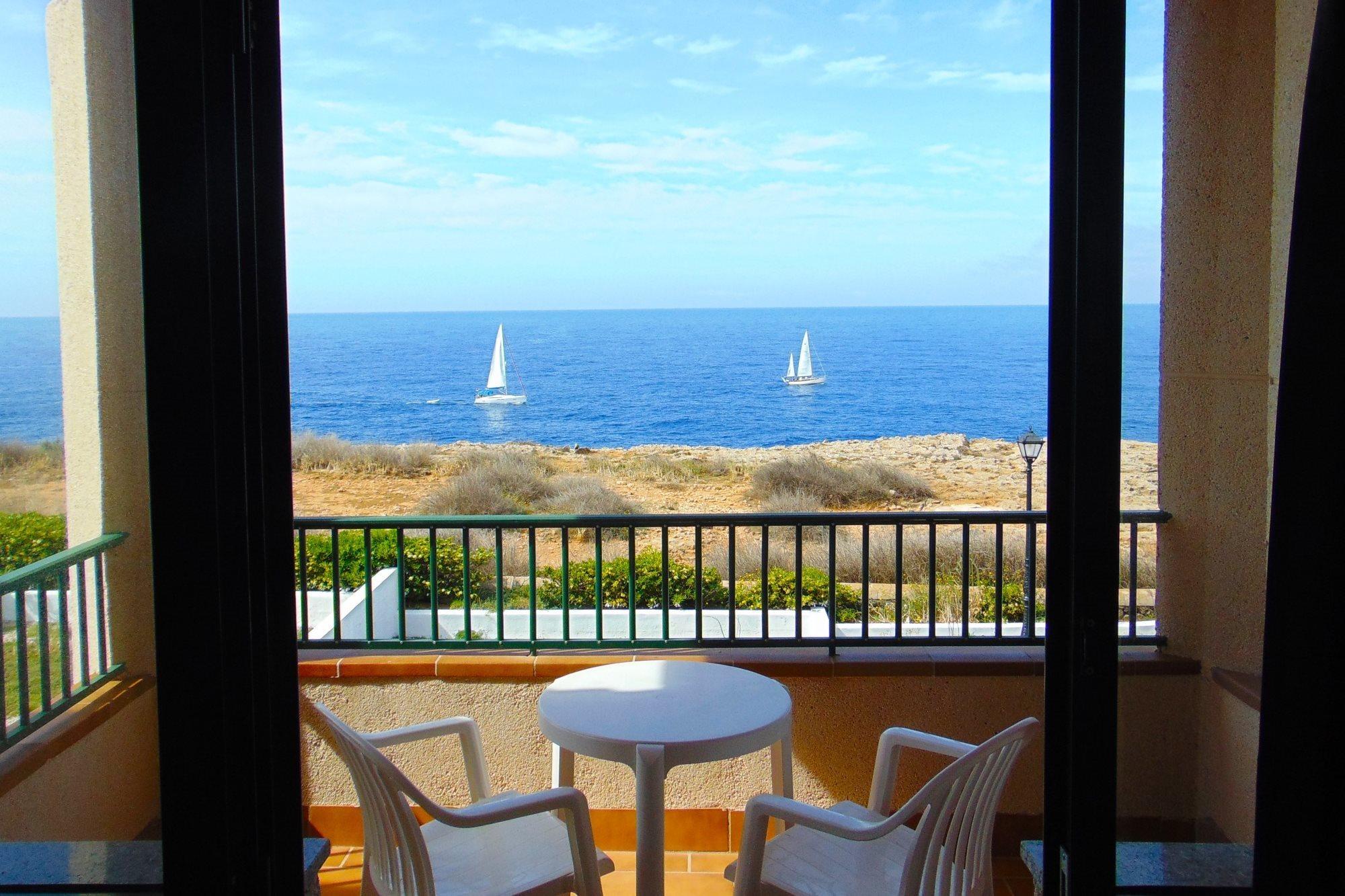 Apartamentos Moon Dreams Cabo De Banos Cala'N Blanes  Eksteriør bilde