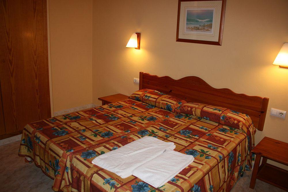 Apartamentos Moon Dreams Cabo De Banos Cala'N Blanes  Rom bilde
