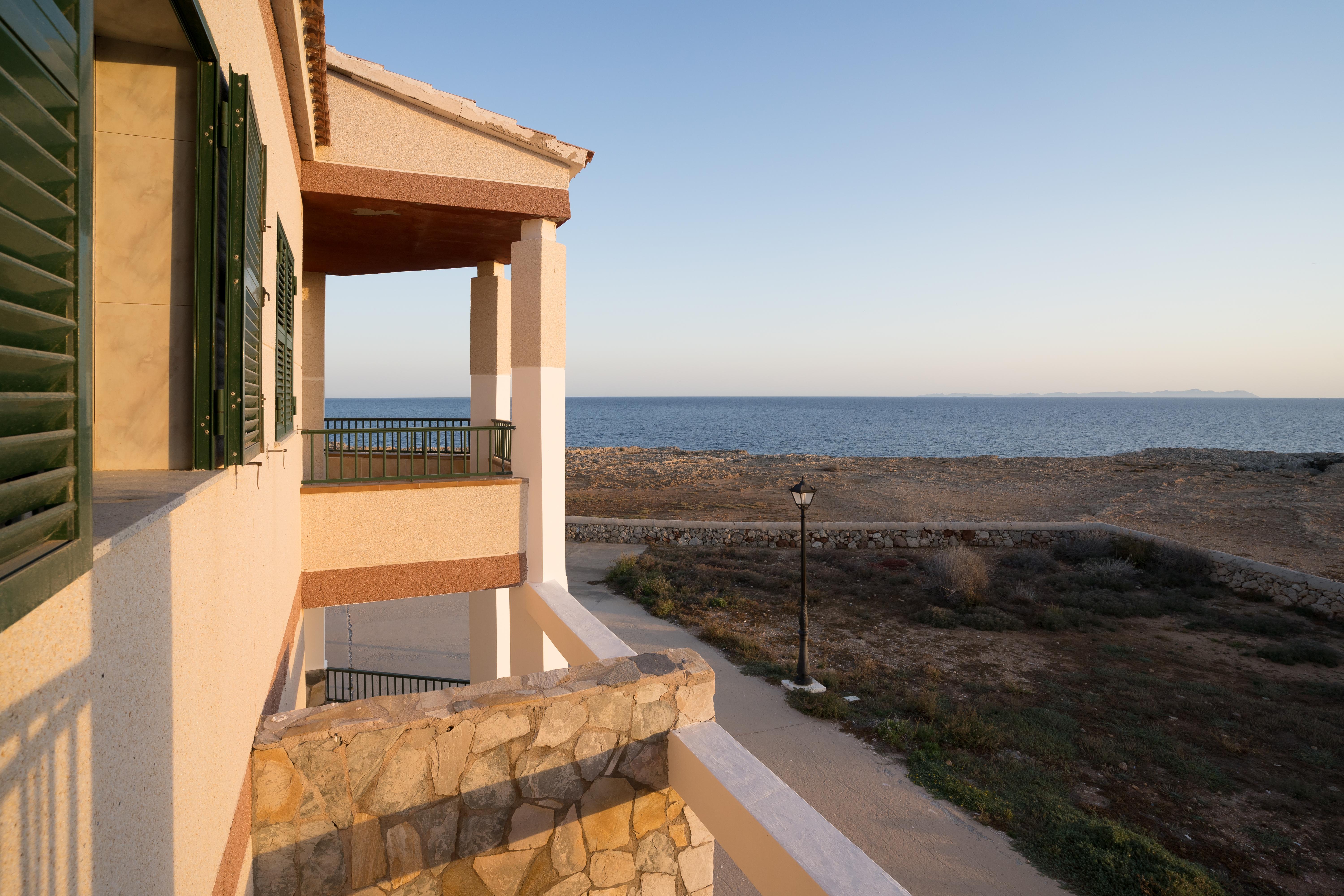 Apartamentos Moon Dreams Cabo De Banos Cala'N Blanes  Eksteriør bilde